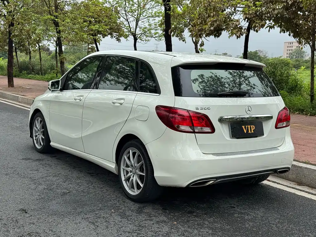 Mercedes-Benz B-Class 2016 — фото 4