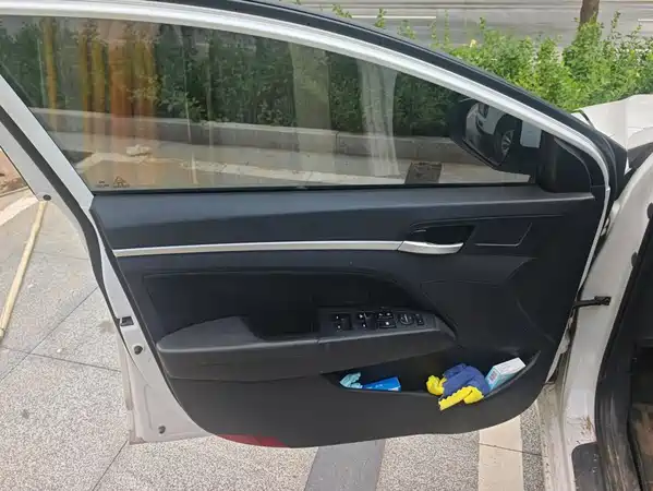 Hyundai Celesta 2016