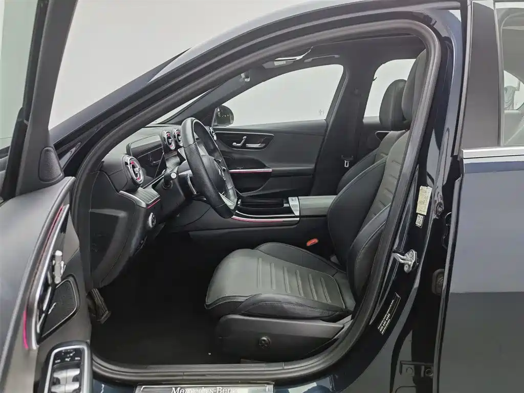 Mercedes-Benz C-Class 2022 — фото 10