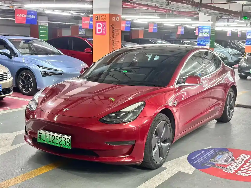 Tesla Model 3 2020 — фото 1