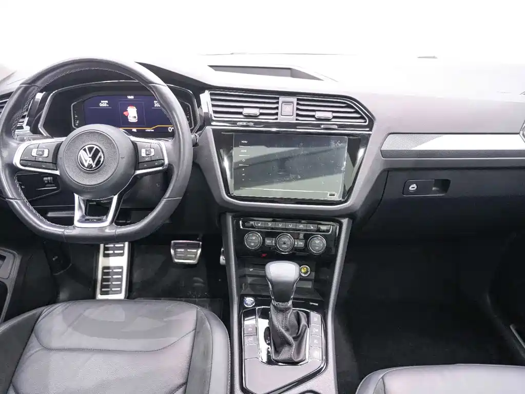 Volkswagen Tiguan L 2020 — фото 15