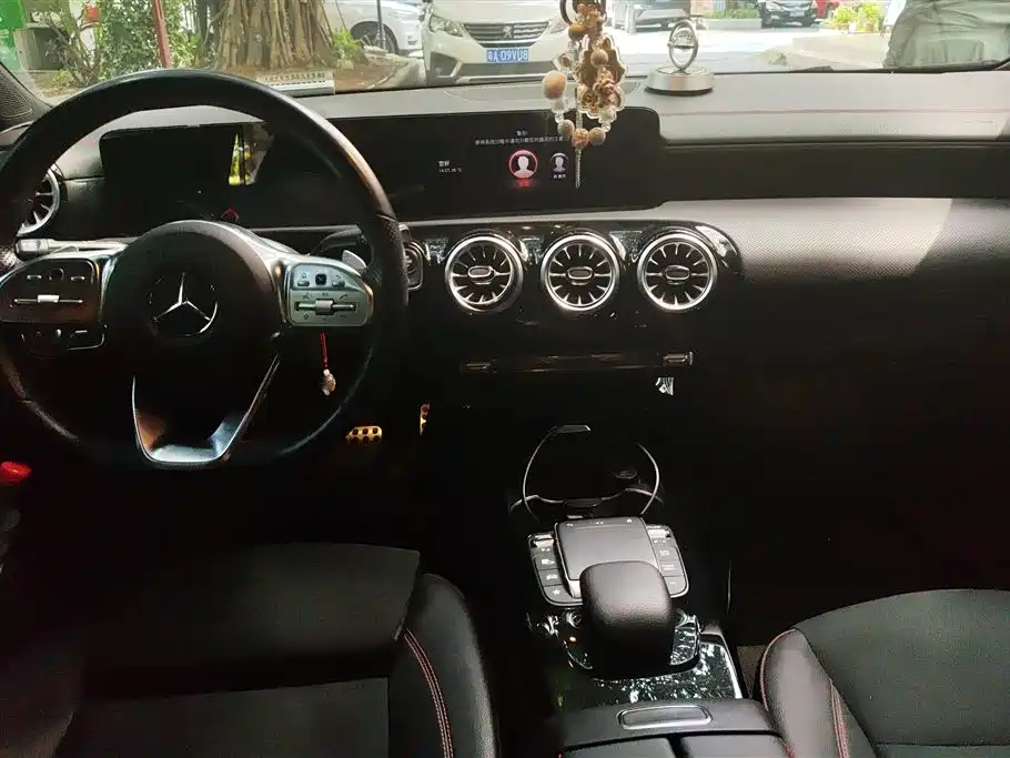 Mercedes-Benz CLA 2023 — фото 12