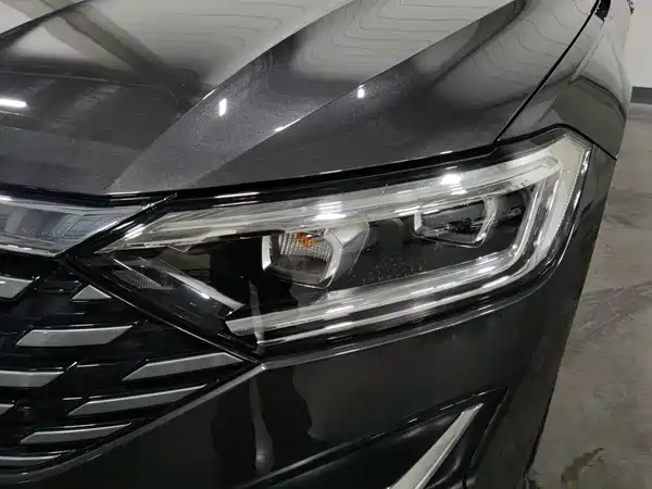 Jetta VA7 2025