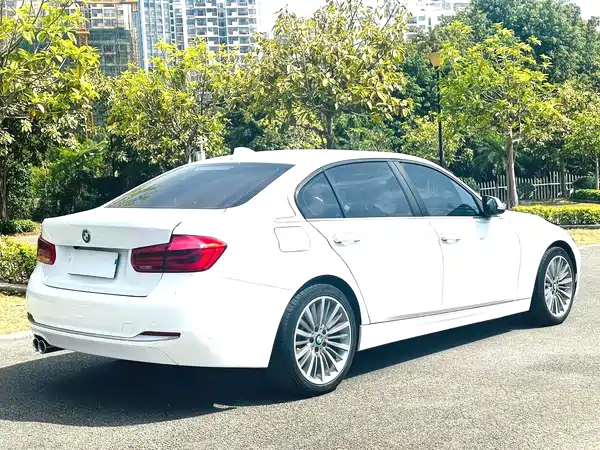 BMW 3 Series 2019