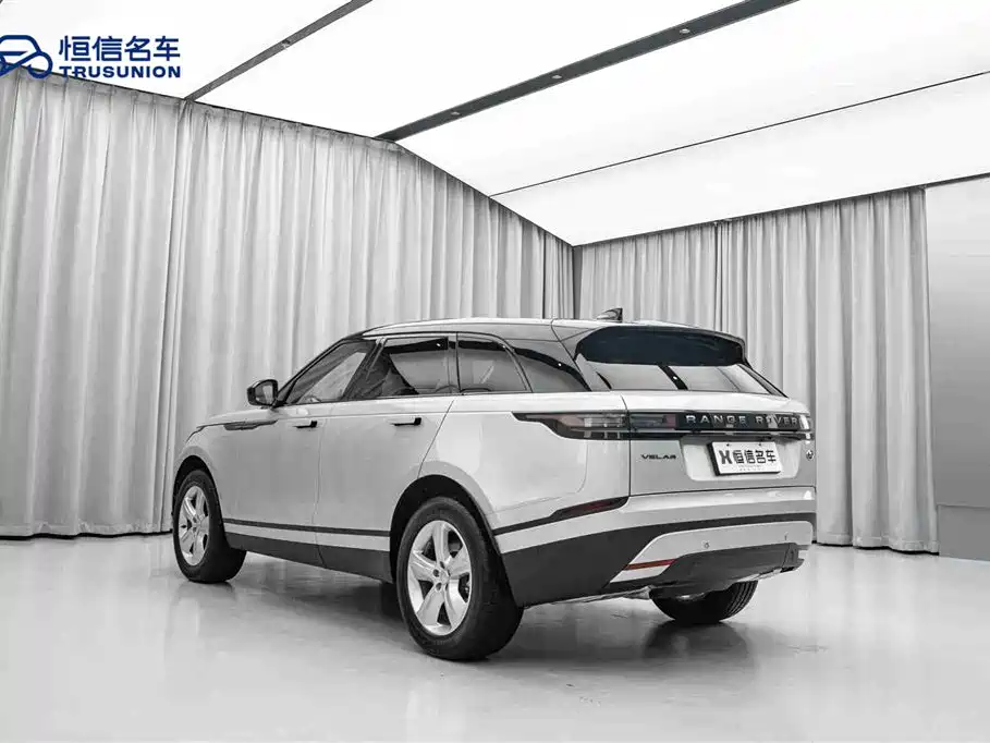 Land Rover Velar 2024 — фото 7