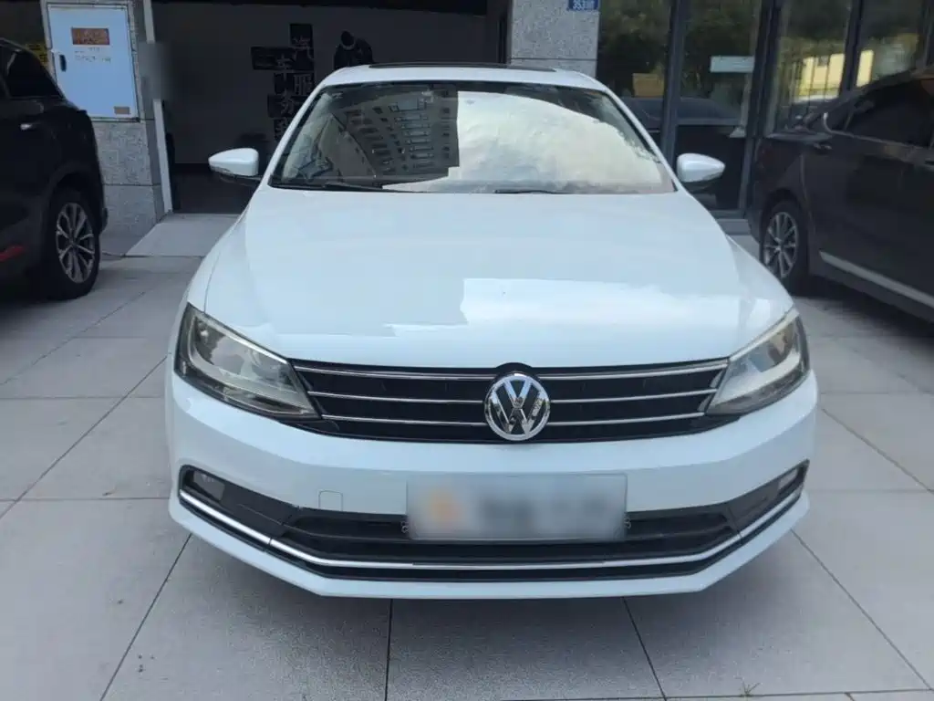 Volkswagen Sagitar 2017