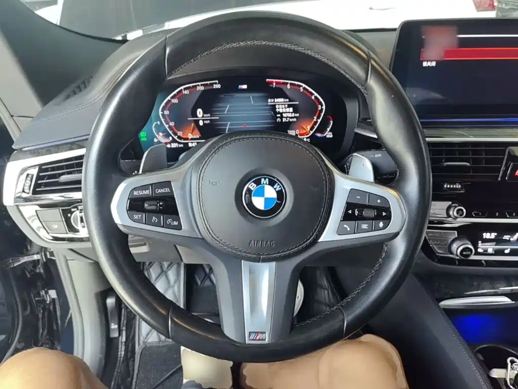 BMW 6 Series GT 2022 — фото 11