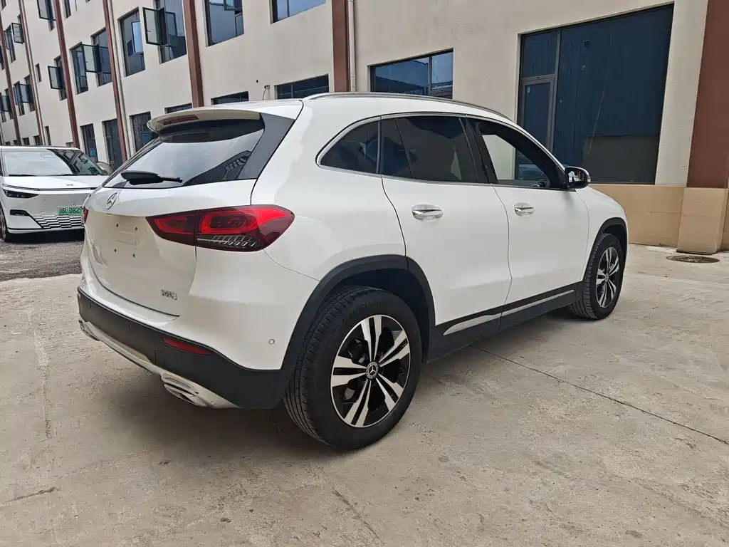 Mercedes-Benz GLA 2022