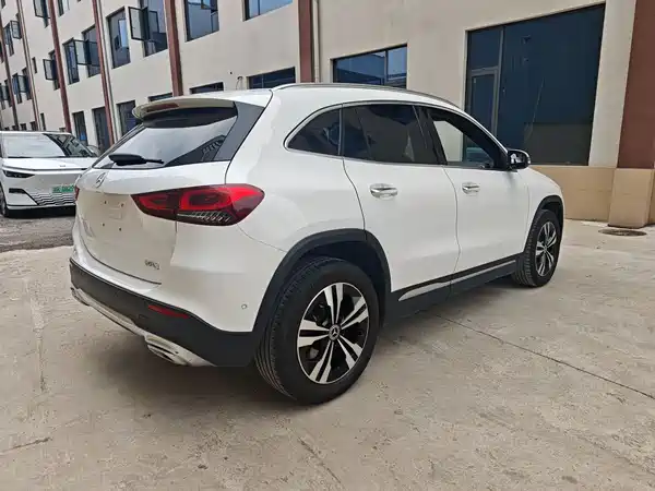 Mercedes-Benz GLA 2022