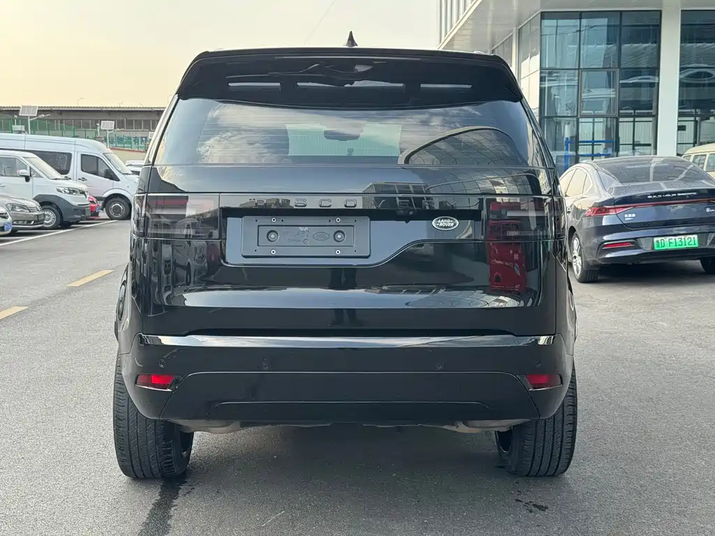 Land Rover Discovery 2019 — фото 4