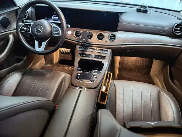 Mercedes-Benz E-Class 2018