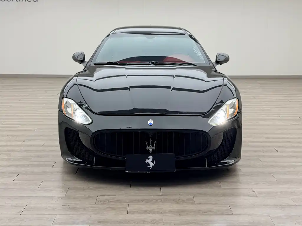 Maserati GranTurismo 2009 — фото 2