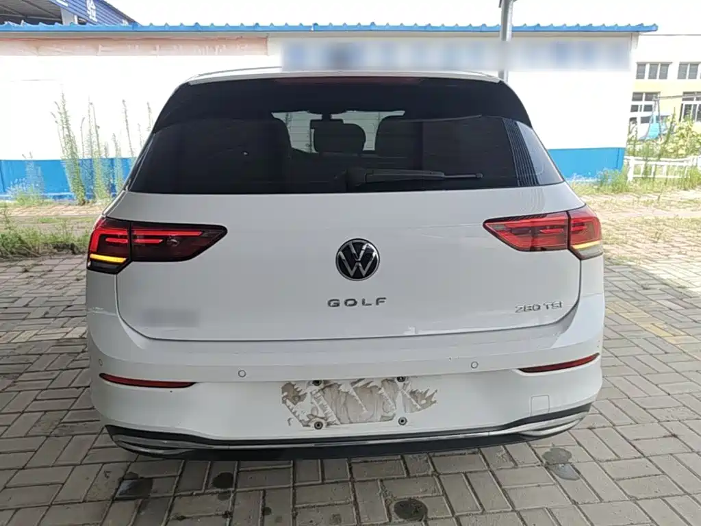 Volkswagen Golf 2021