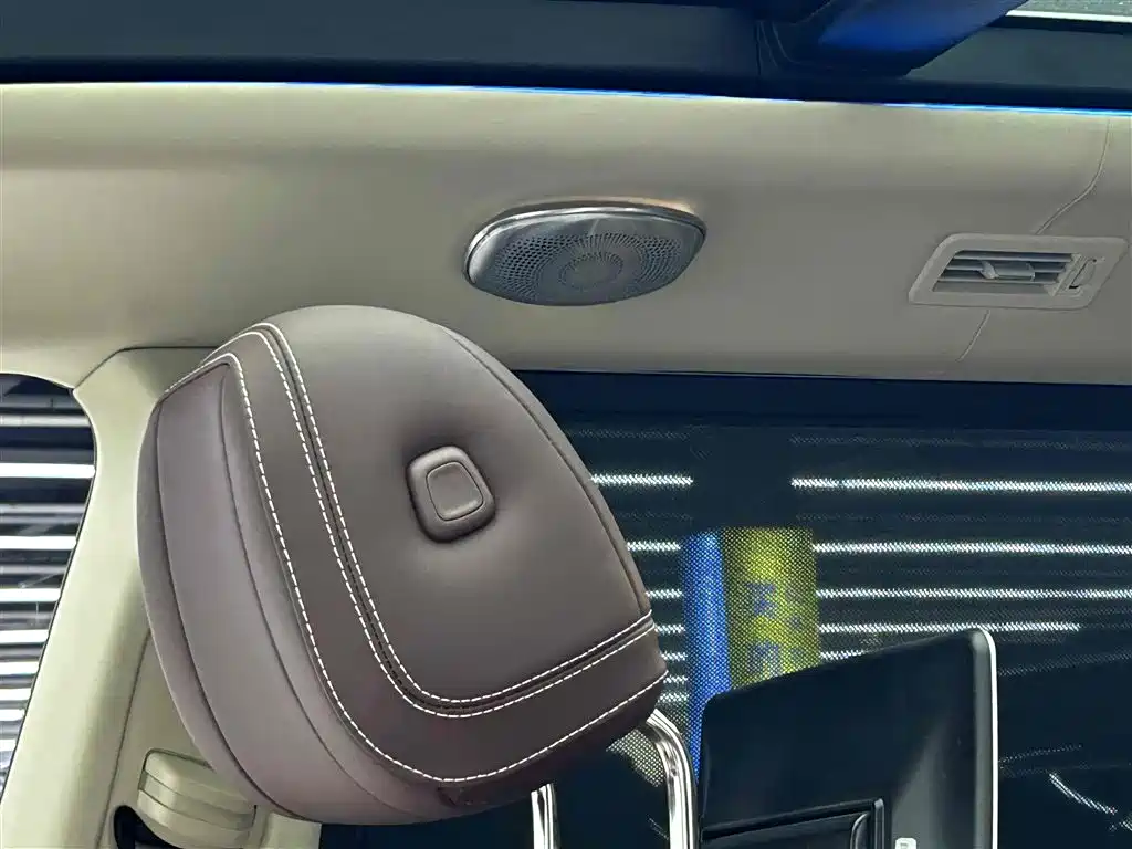 Mercedes-Benz GLS 2024 — фото 17