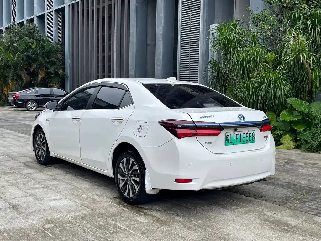 Toyota Corolla Hybrid 2020 — фото 5