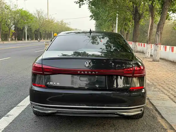 Volkswagen Passat 2021