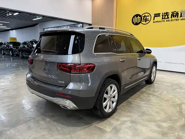 Mercedes-Benz GLB 2020