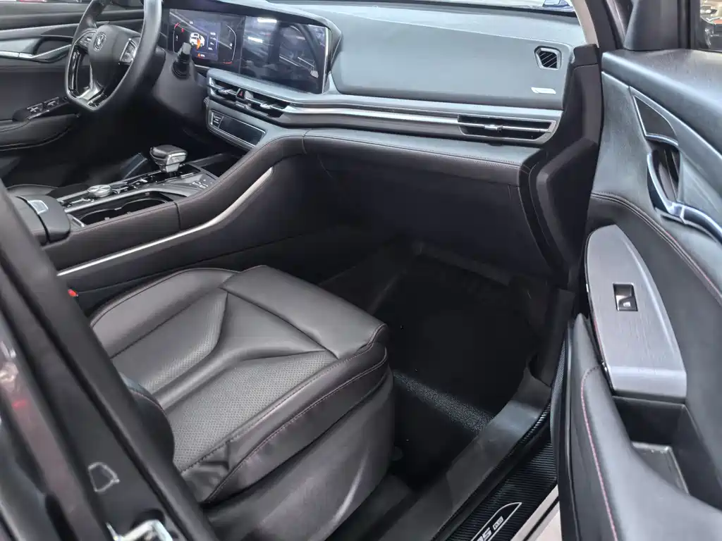 Changan CS75 PLUS 2021 — фото 10