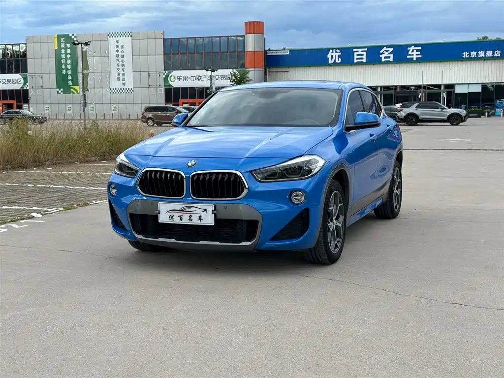 BMW X2 2019 — фото 1