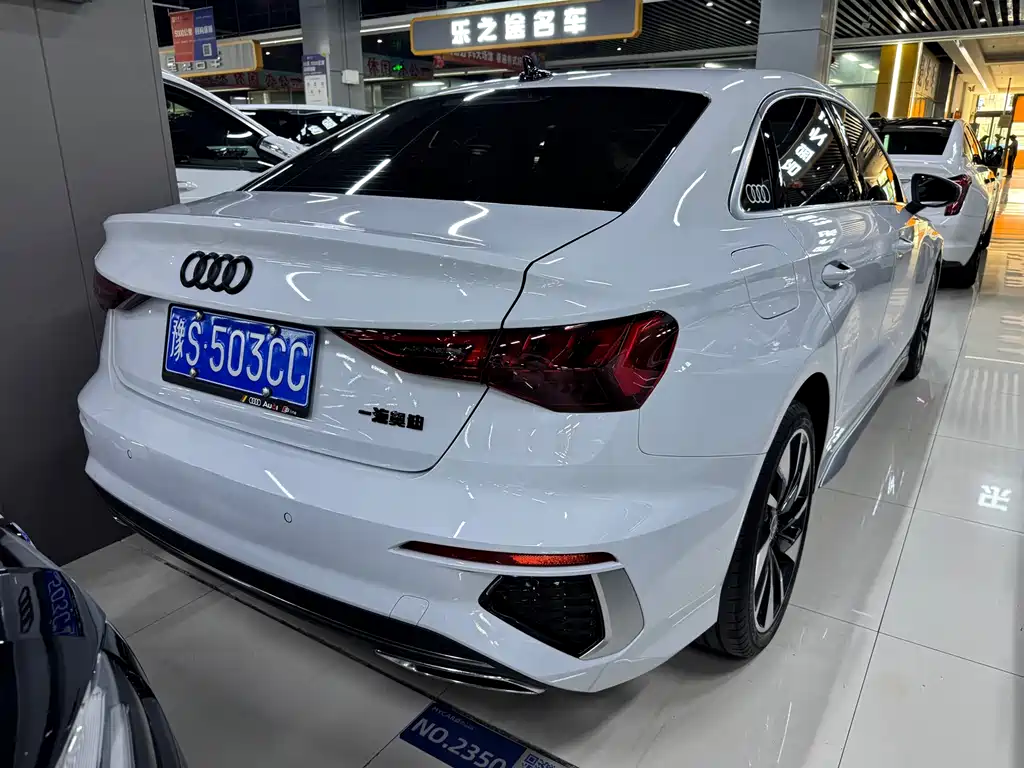 Audi A3 2023 — фото 16