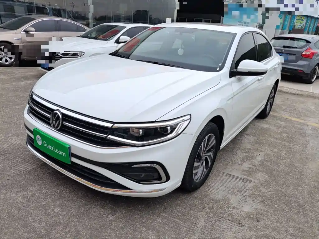 Volkswagen Bora 2023