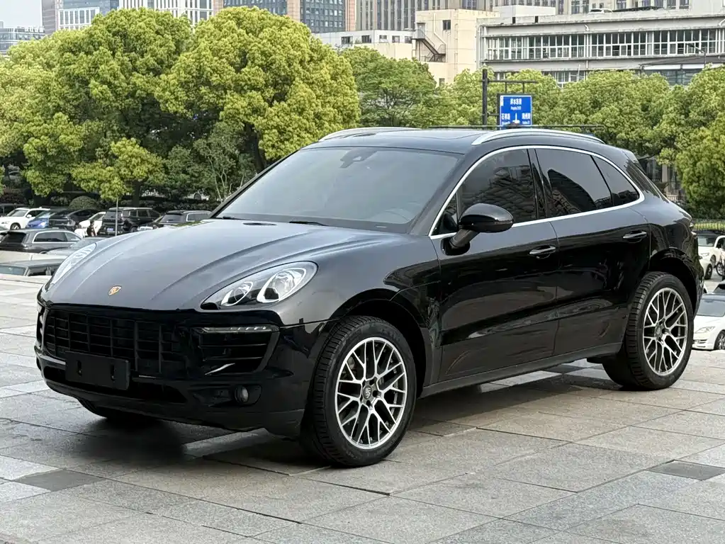Porsche Macan 2017 — фото 1
