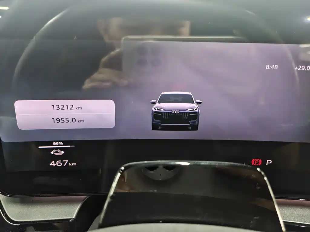 Audi Q6L E-Tron 2025 — фото 20