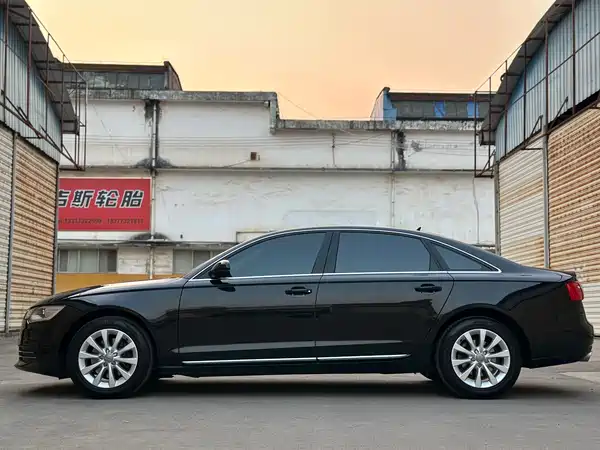 Audi A6L 2012