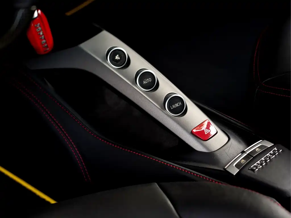 Ferrari 488 2016 — фото 14