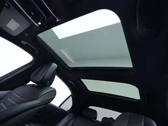 Mercedes-Benz C-Class 2022 — фото 17