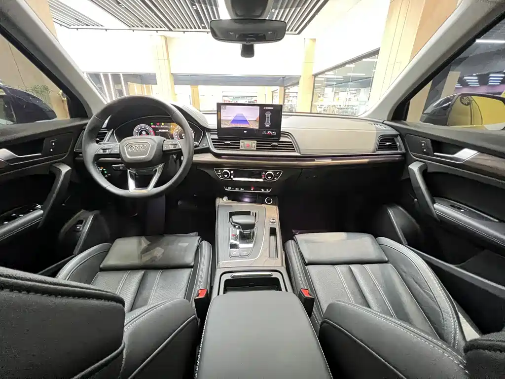 Audi Q5L 2022