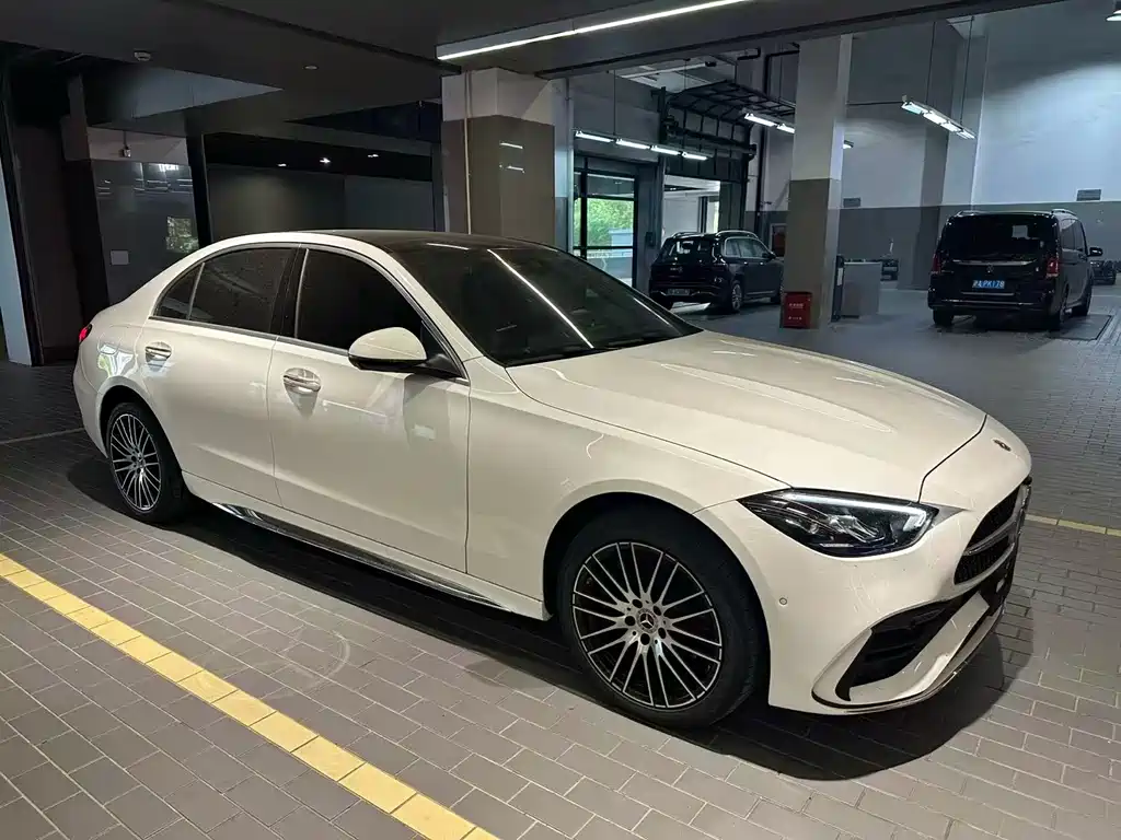 Mercedes-Benz C-Class 2026