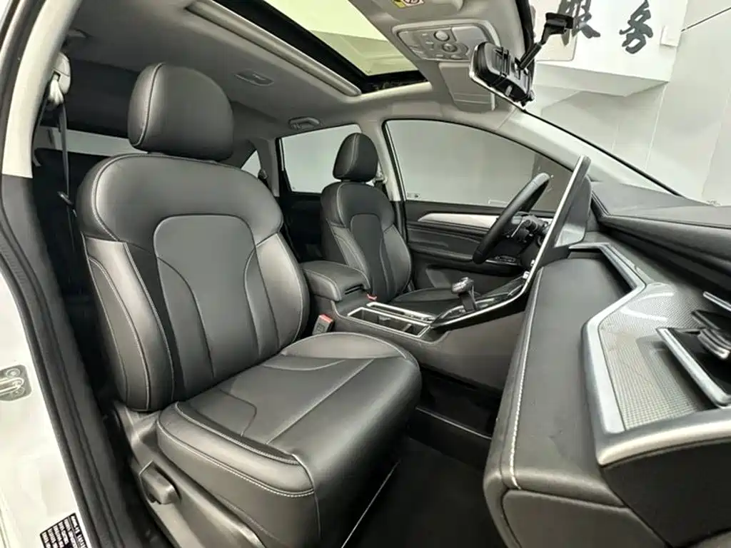 Haval M6 2023 — фото 13