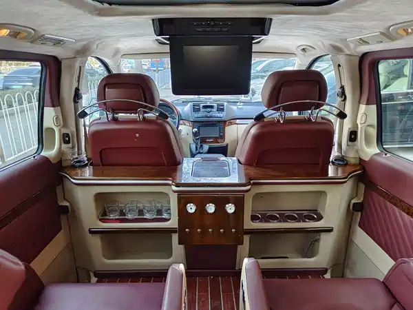 Mercedes-Benz Viano 2014