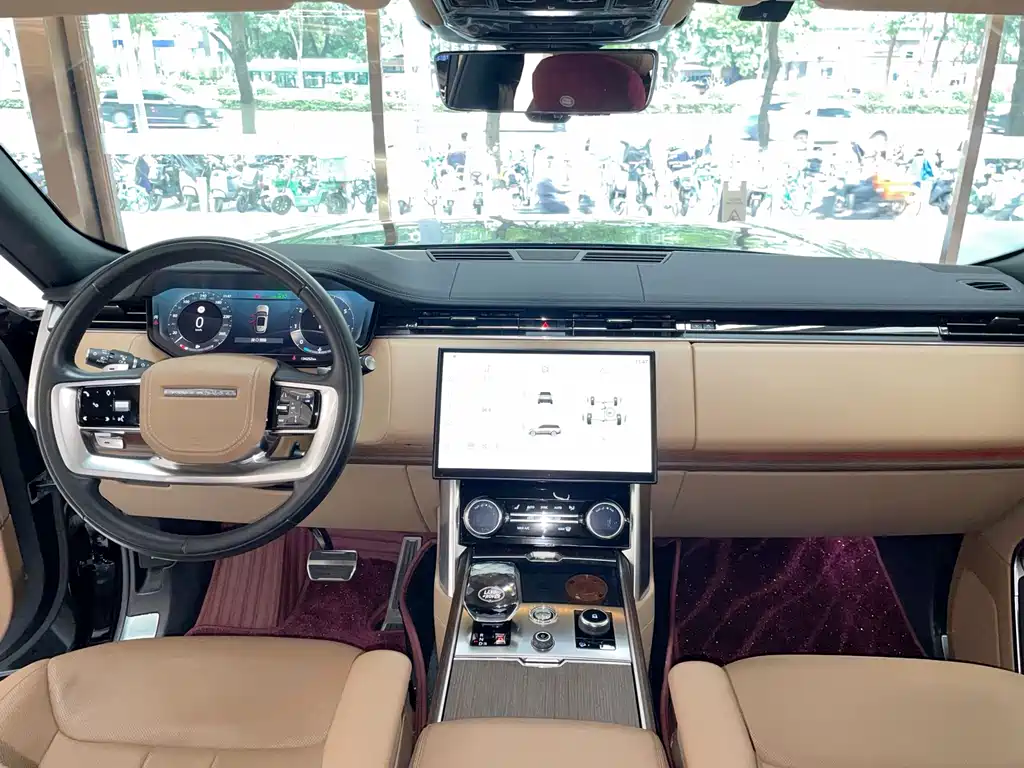 Land Rover Range Rover 2022 — фото 17