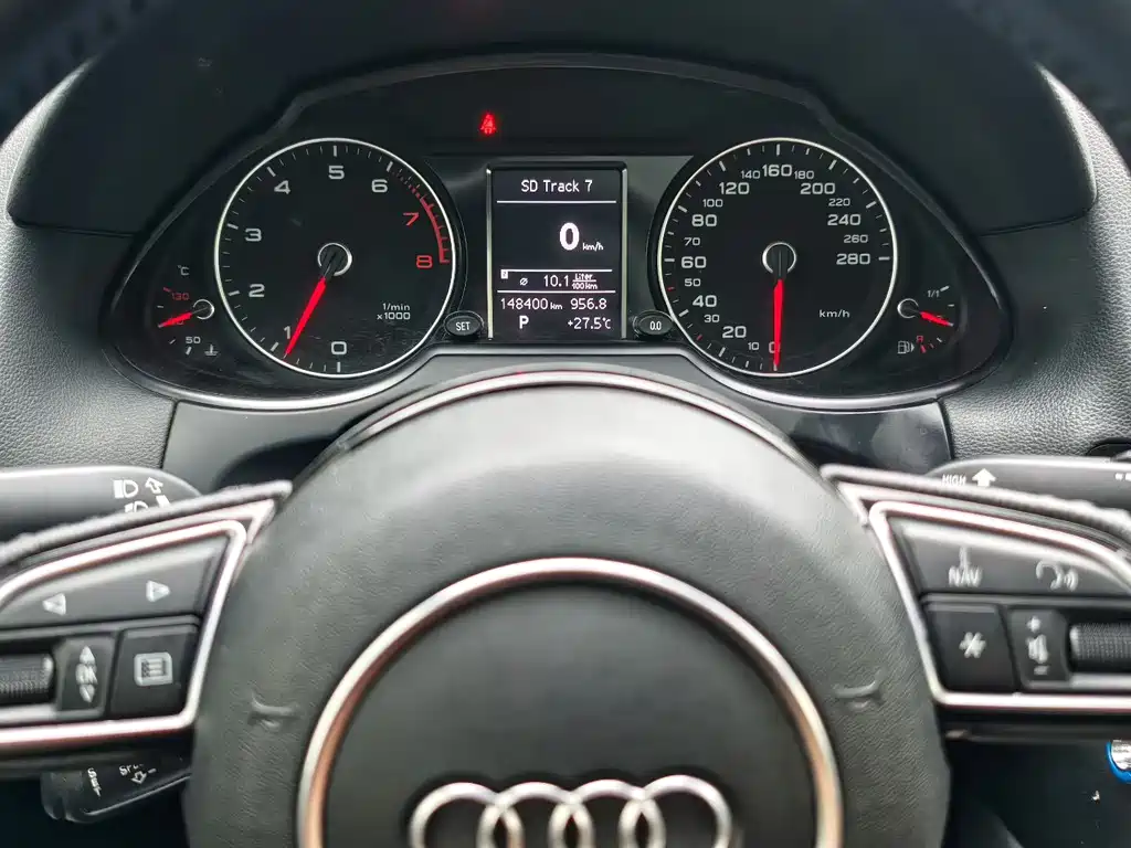 Audi Q5 2016 — фото 9