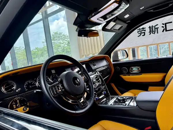 Rolls-Royce Cullinan 2022