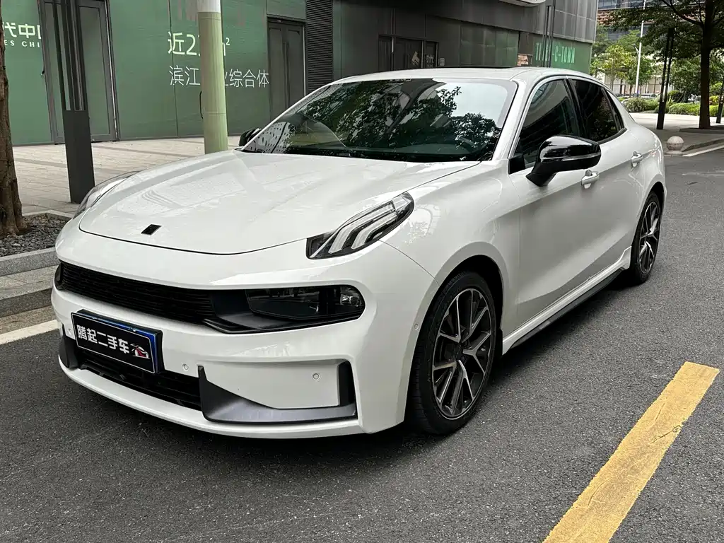Lynk & Co 03 2018