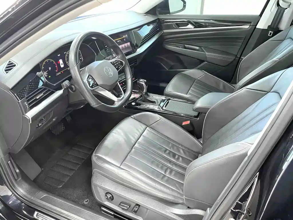 Volkswagen Passat 2023