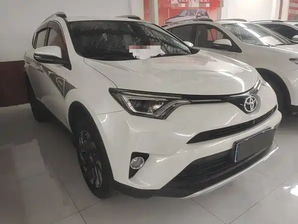 Toyota RAV4 2017