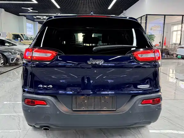 Jeep Cherokee 2014