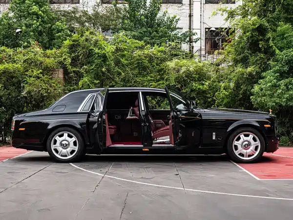 Rolls-Royce Phantom 2016