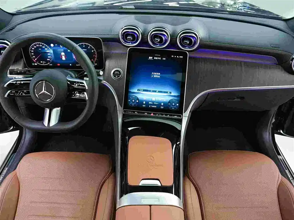 Mercedes-Benz GLC 2026 — фото 9