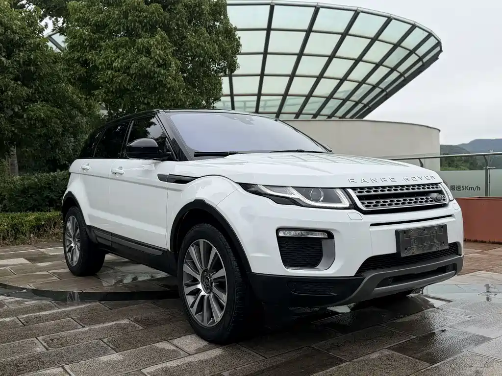 Land Rover Evoque 2017 — фото 1