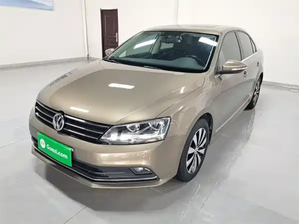 Volkswagen Sagitar 2018