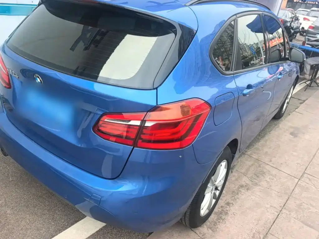 BMW 2 Series Active Tourer 2019 — фото 7