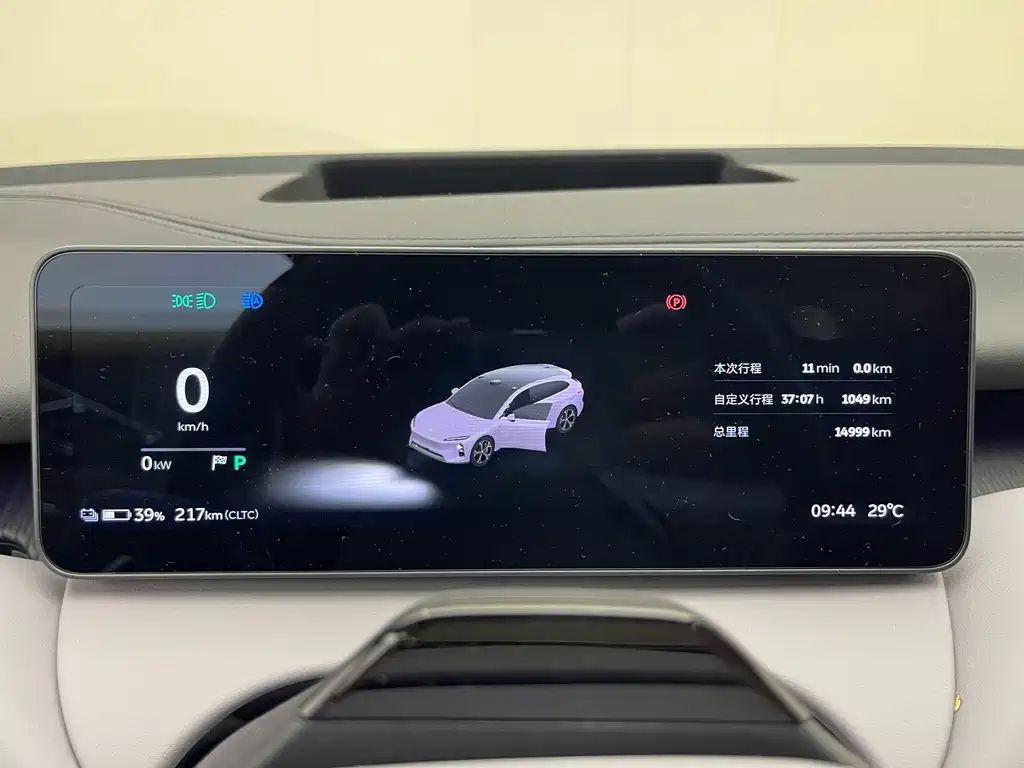NIO ET5T 2025 — фото 12