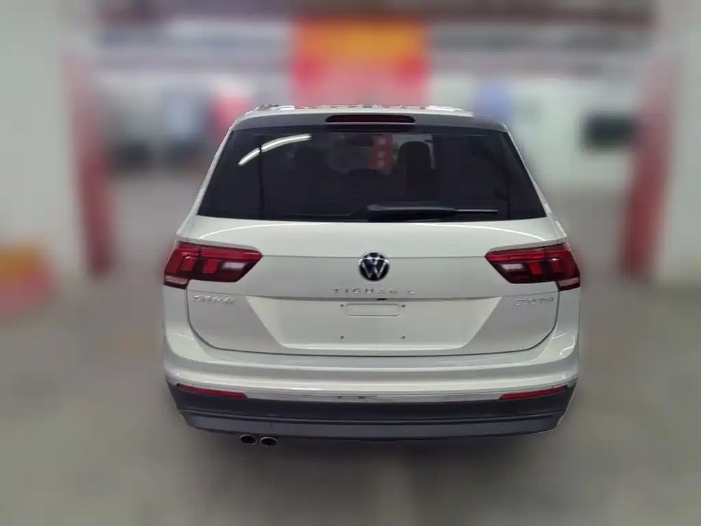 Volkswagen Tiguan L 2021 — фото 10