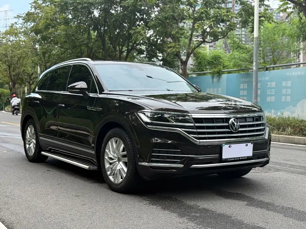 Volkswagen Touareg 2020 — фото 8