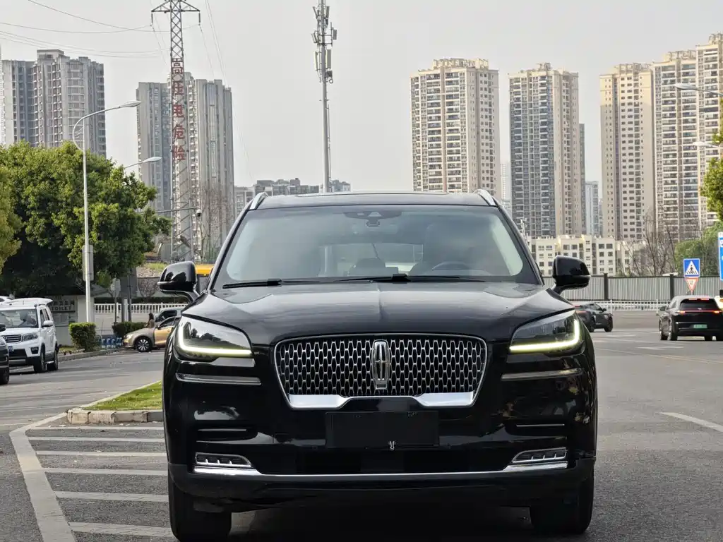 Lincoln Aviator 2020 — фото 2